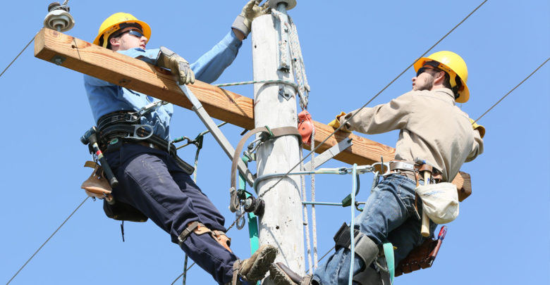 How To Start Your Career As A Lineman