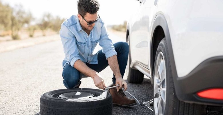 How To Change a Flat Tyre